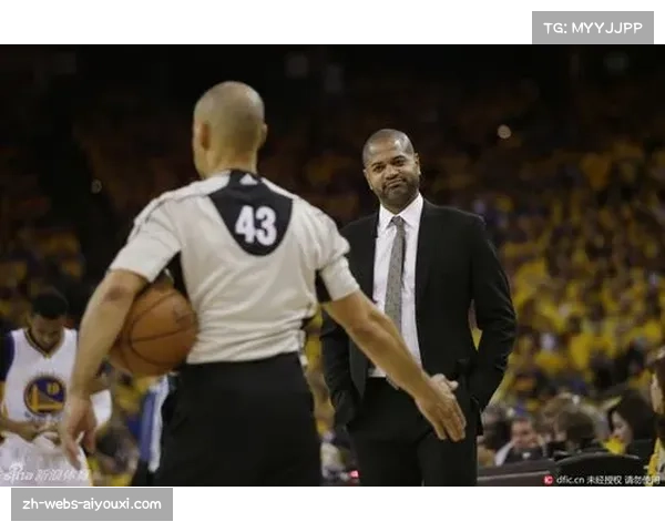 国家德比冲突裁判报告：皇萨三人黄牌 卢宁红牌出场